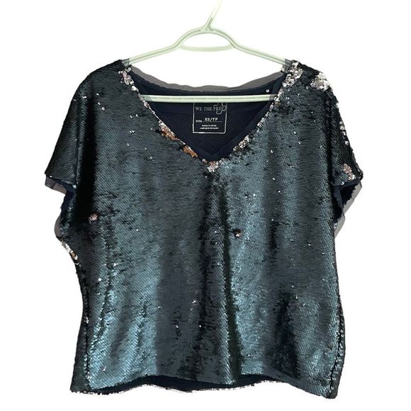 Free People We The Free Glitz It Reversible Sequin Top Blue Silver Blouse Sz XS - Picture 3 of 10